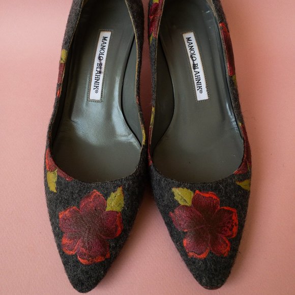 MANOLO BLAHNIK Grey Wool Low Kitten Heel Painted Rose Floral Red 36.5/6.5 - Picture 8 of 11